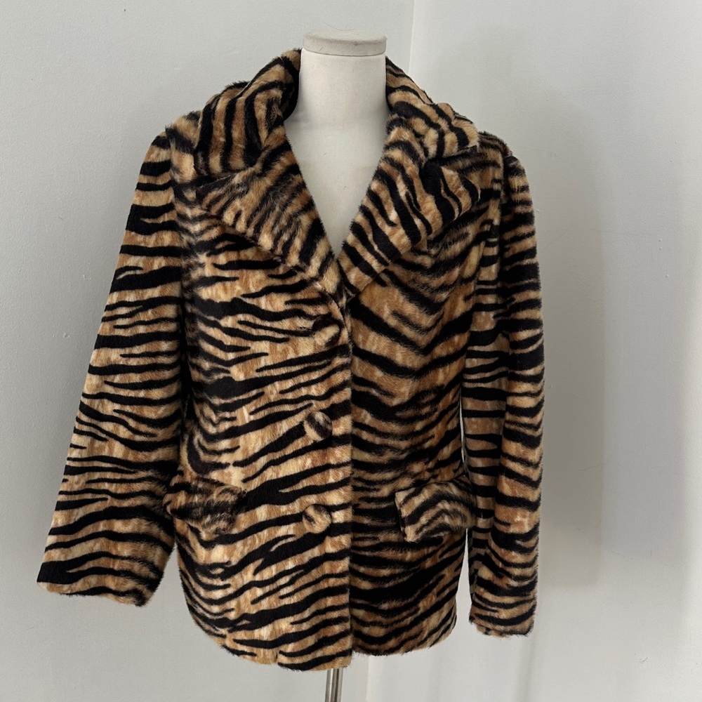Vintage 50s/60s Debutogs NYC Faux Tiger Fur MCM Jacket